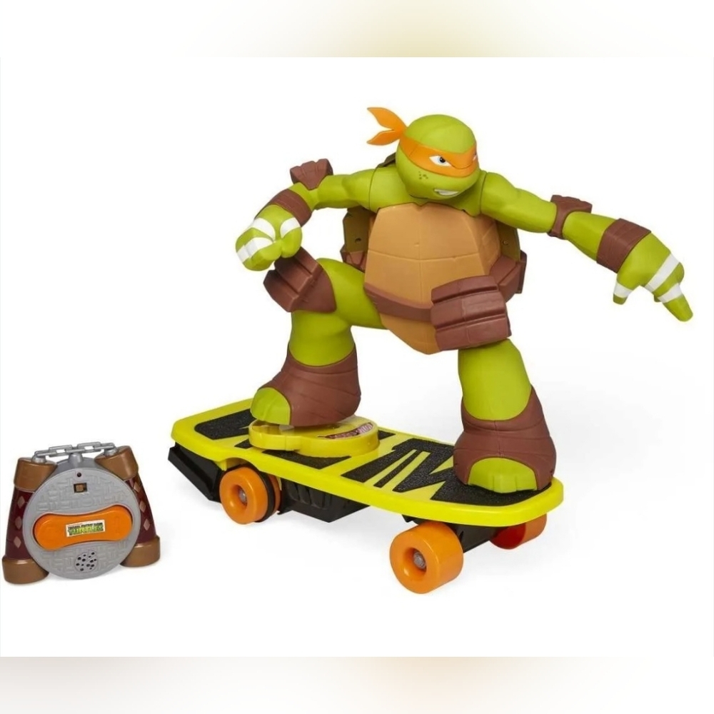 Teenage Mutant Ninja Turtles Remote Control Skateboarding Mikey